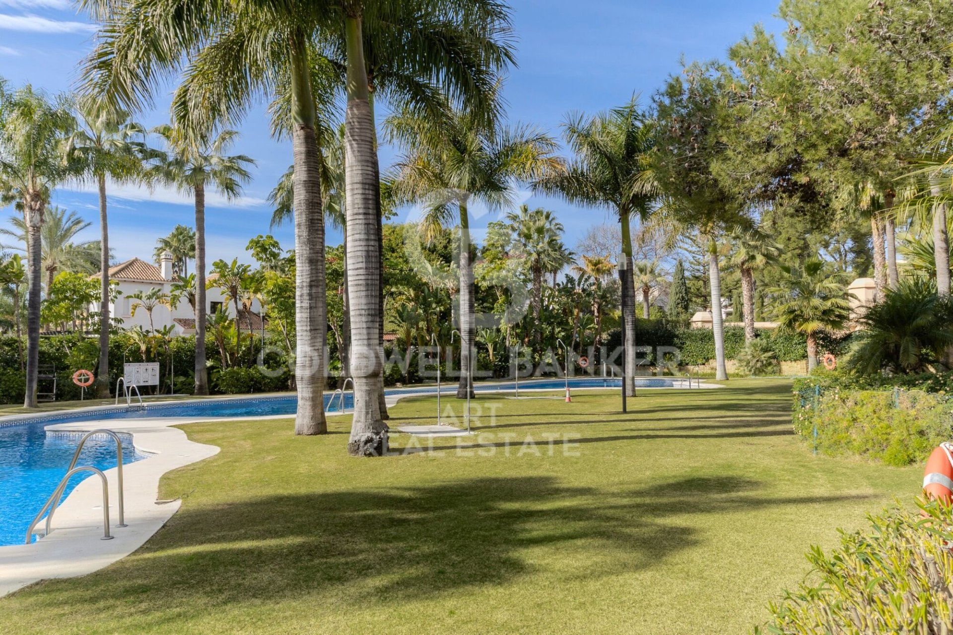 Apartment in Marbella, Malaga, Spain 2 bedrooms, 120 sq.m. No. 156838