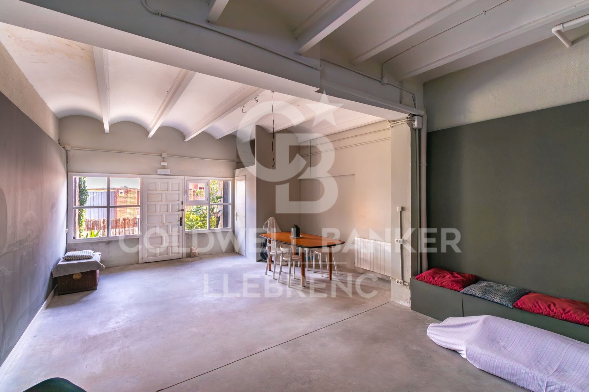 Propiedad comercial en Sant Cugat del Vallès, Barcelona, España 230 m2 No. 156895