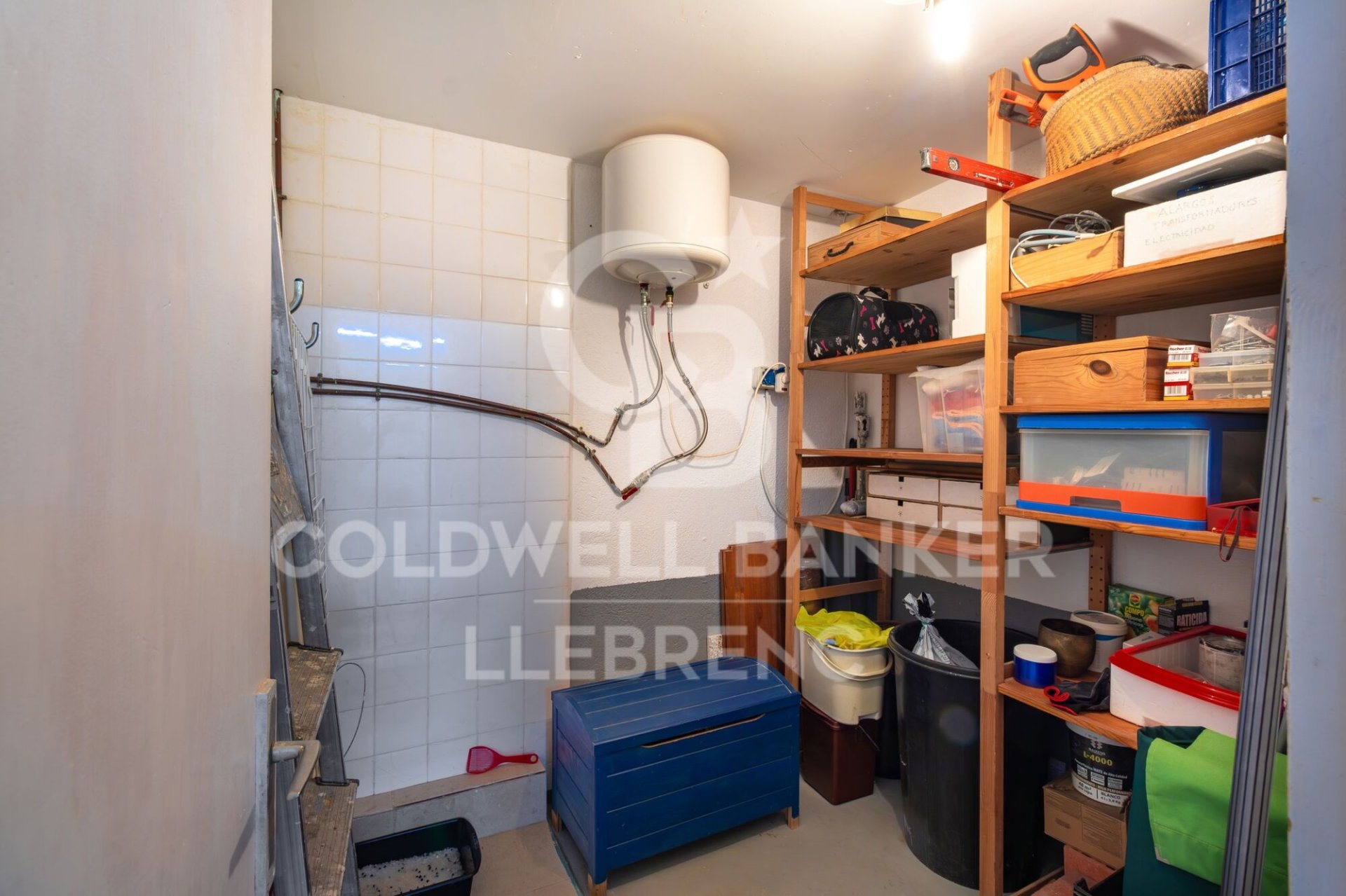 Propiedad comercial en Sant Cugat del Vallès, Barcelona, España 230 m2 No. 156895