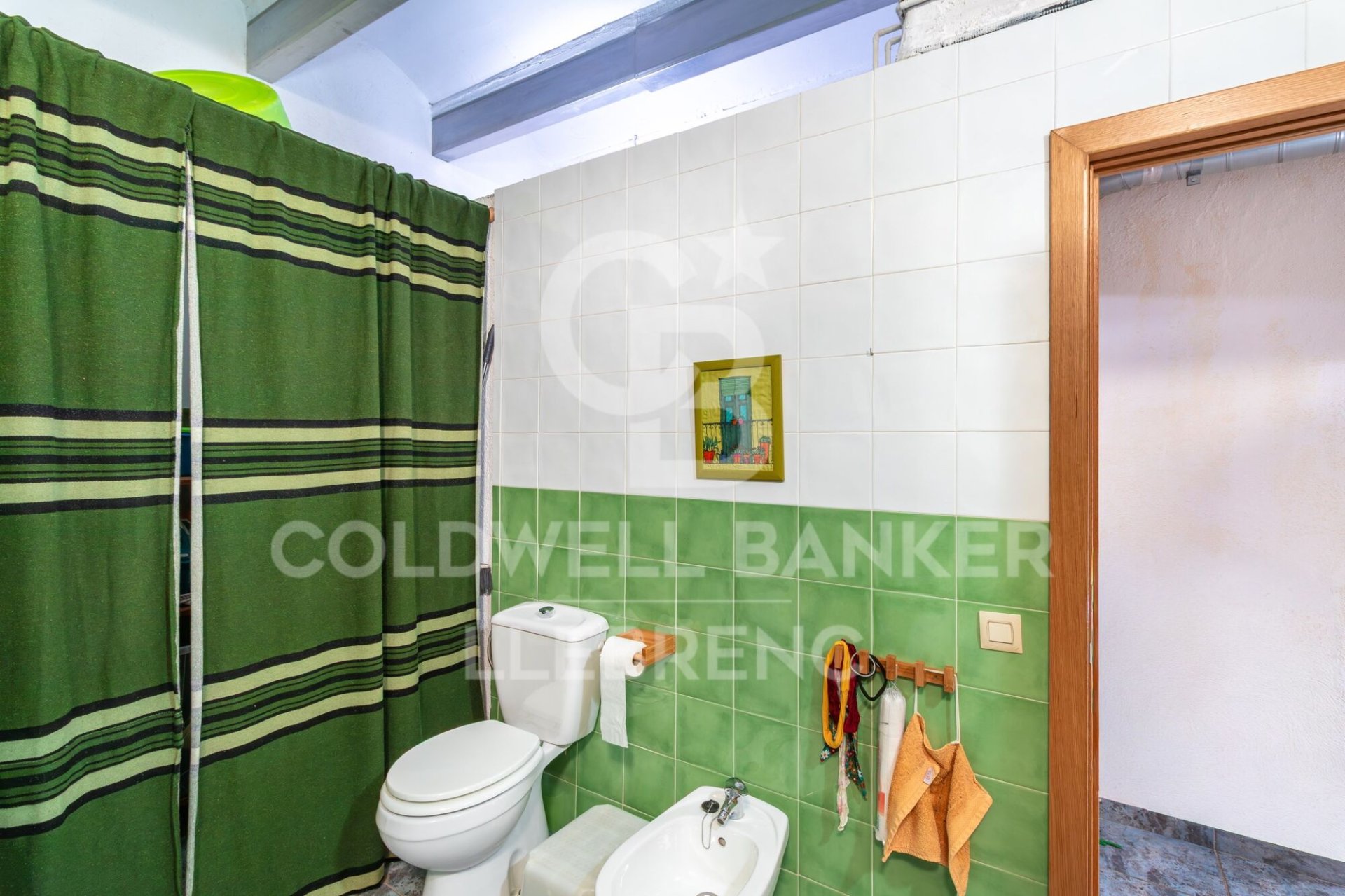 Propiedad comercial en Sant Cugat del Vallès, Barcelona, España 230 m2 No. 156895