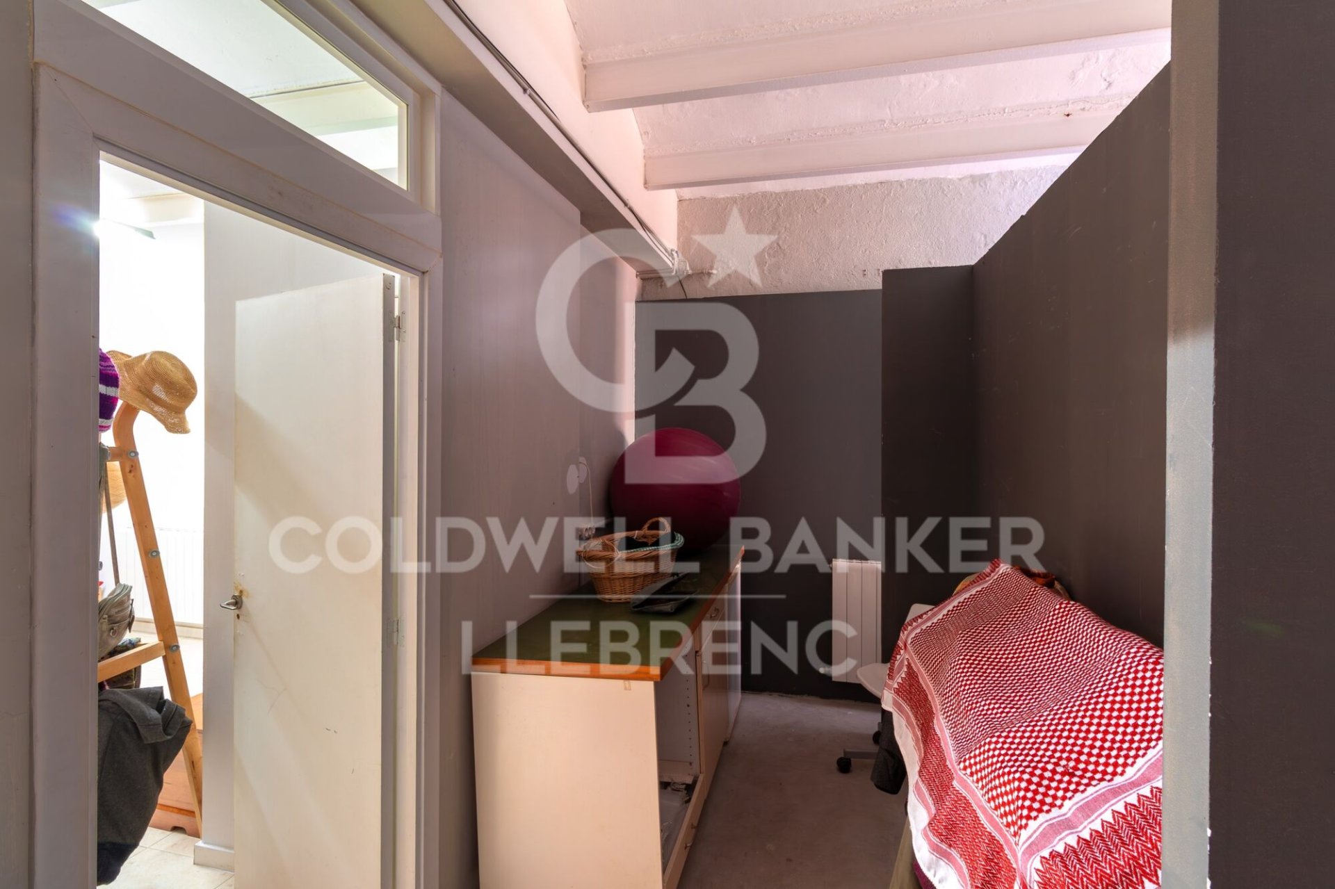 Propiedad comercial en Sant Cugat del Vallès, Barcelona, España 230 m2 No. 156895