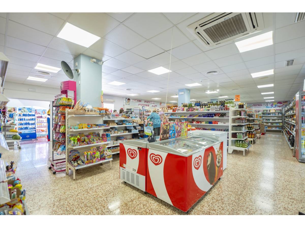Lokal usługowy w Ciutadella De Menorca, Menorca, Hiszpania 638 mkw. nr 168389