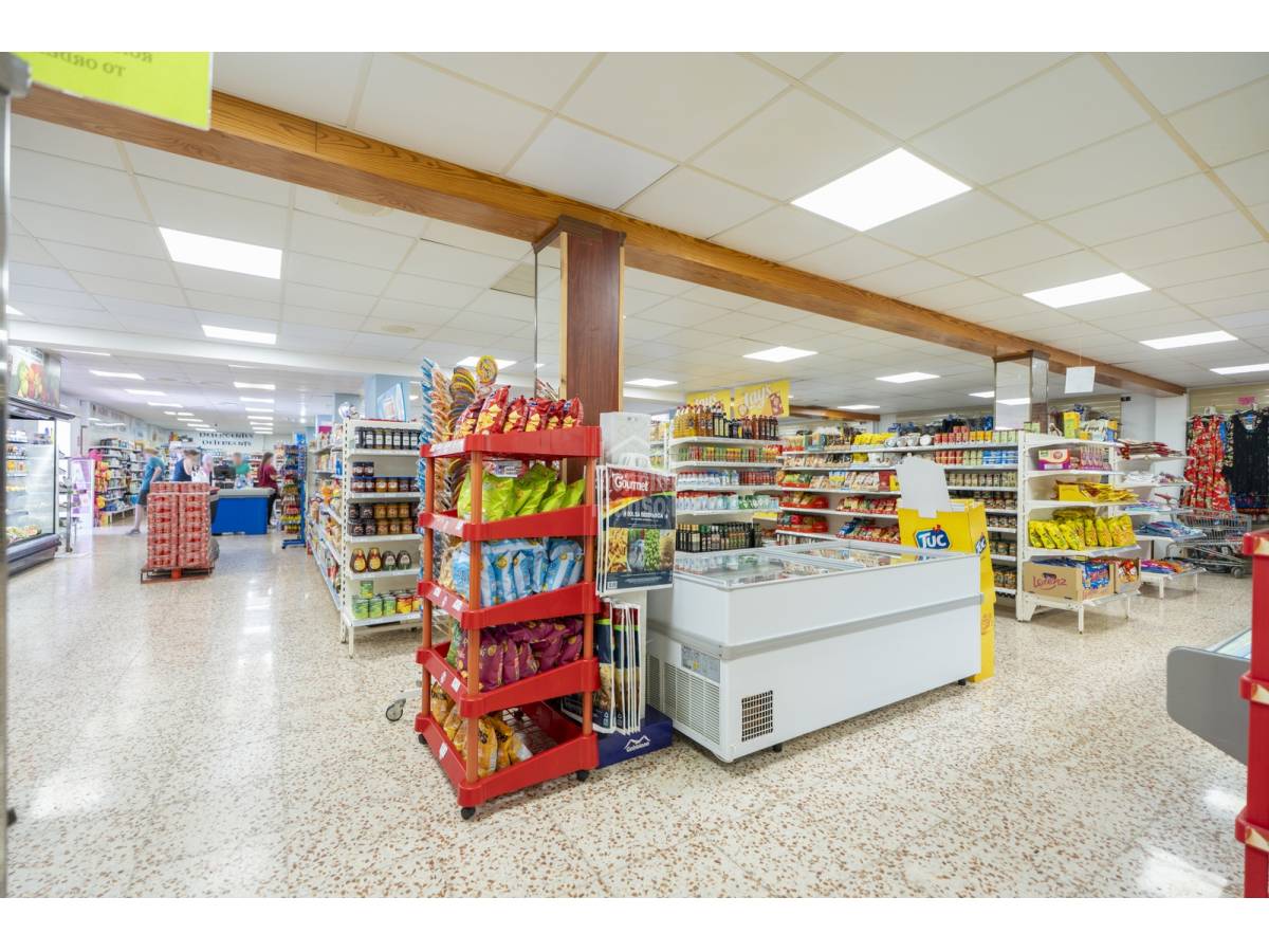 Lokal usługowy w Ciutadella De Menorca, Menorca, Hiszpania 638 mkw. nr 168389