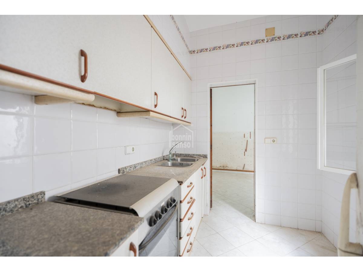 Lägenhet i Ciutadella De Menorca, Menorca, Spanien 3 sovrum, 74 kvm. Nr. 168388