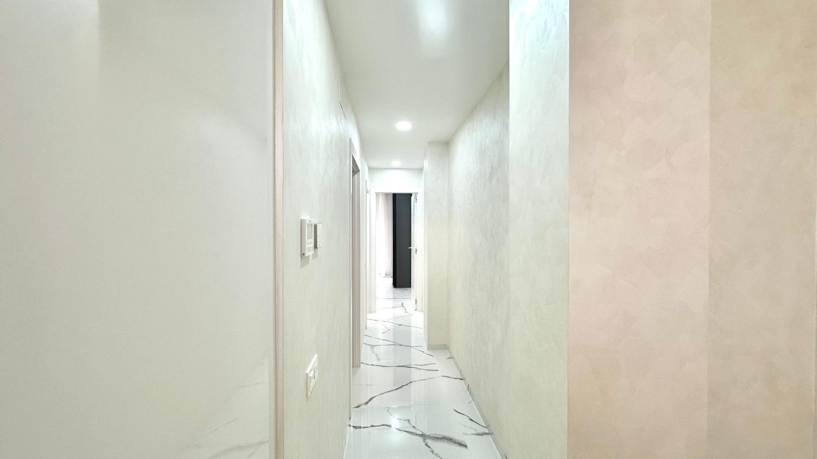 Apartment à Torrevieja, Alicante, Espagne 2 chambres, 100 m2 No. 155675