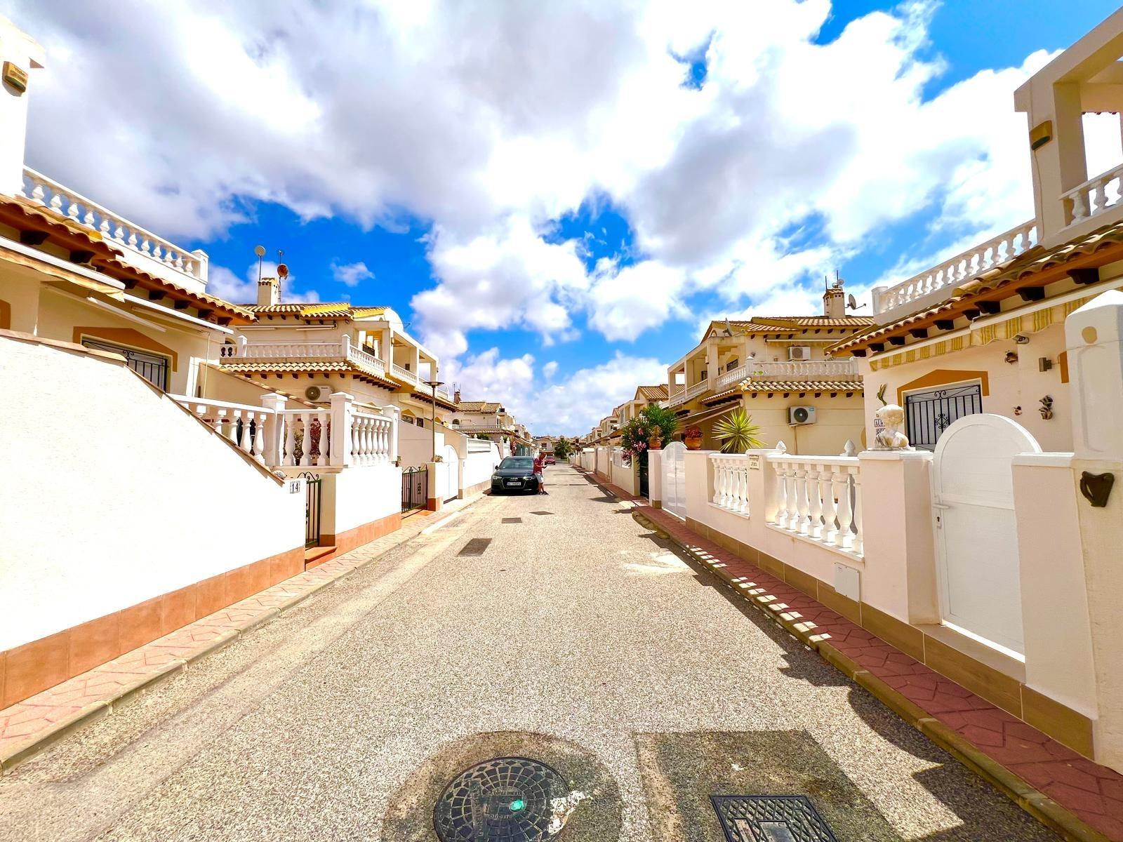 Townhouse in Orihuela, Alicante, Spain 3 bedrooms, 90 sq.m. No. 155679