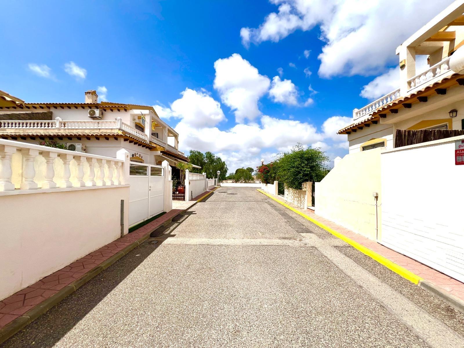 Townhouse in Orihuela, Alicante, Spain 3 bedrooms, 90 sq.m. No. 155679