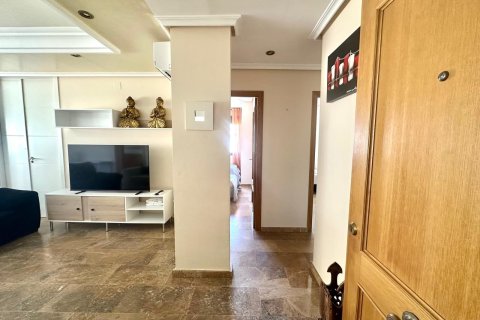Huoneisto Torrevieja, Alicante, Espanja 4 makuuhuonetta, 130 m2 No. 155678