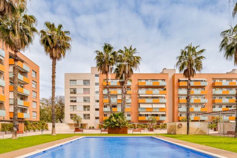 Apartment à Barcelona, Espagne 4 chambres, 122 m2 No. 164617