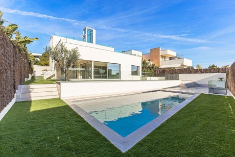 Casa a Sitges, Barcelona, Spagna 5 camere da letto, 561 mq. N° 161556