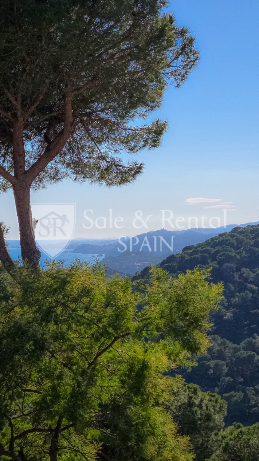 Сasa en Lloret de Mar, Gerona, España 5 dormitorios, 200 m2 No. 194620