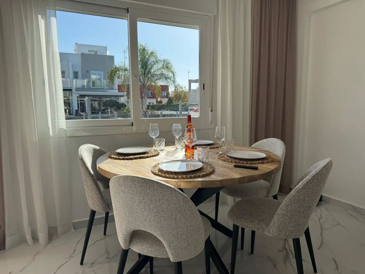 Townhouse in Torrevieja, Alicante, Spain 2 bedrooms, 94 sq.m. No. 189913