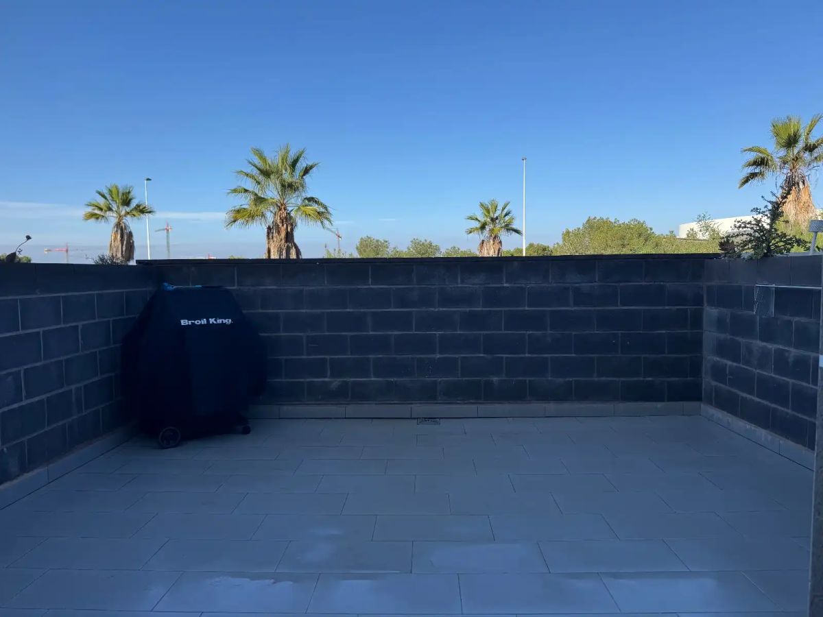 Townhouse in Torrevieja, Alicante, Spain 2 bedrooms, 94 sq.m. No. 189913