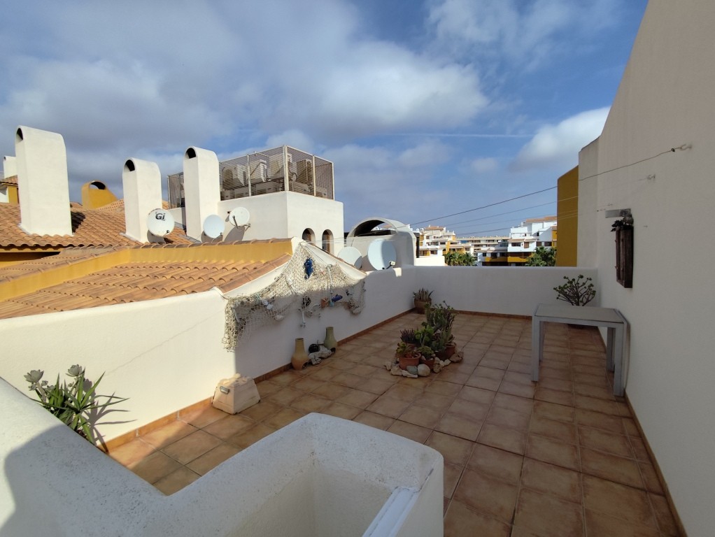 Apartamento en Punta Prima, Alicante, España 2 dormitorios, 125 m2 No. 189912
