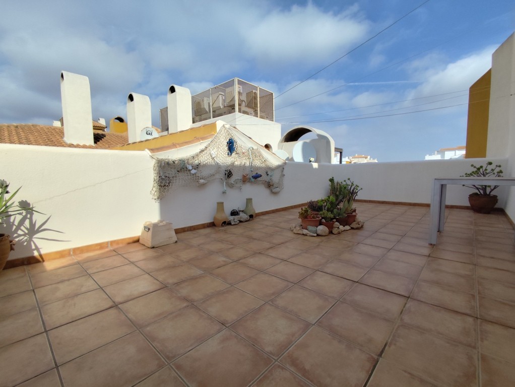Apartamento en Punta Prima, Alicante, España 2 dormitorios, 125 m2 No. 189912