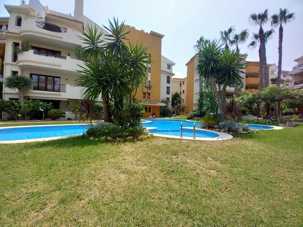 Apartamento en Punta Prima, Alicante, España 2 dormitorios, 125 m2 No. 189912
