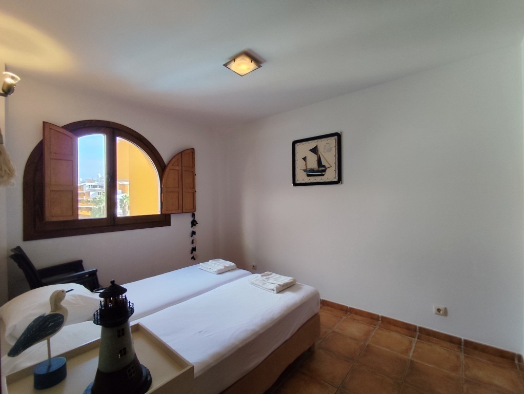 Apartamento en Punta Prima, Alicante, España 2 dormitorios, 125 m2 No. 189912