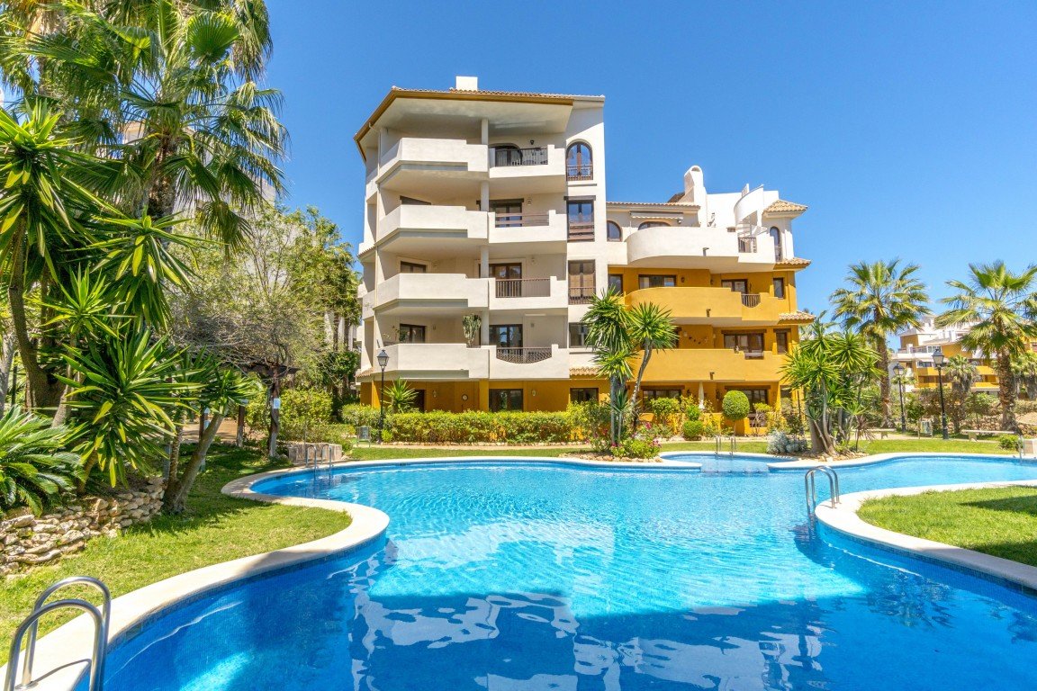 Apartamento en Punta Prima, Alicante, España 2 dormitorios, 125 m2 No. 189912