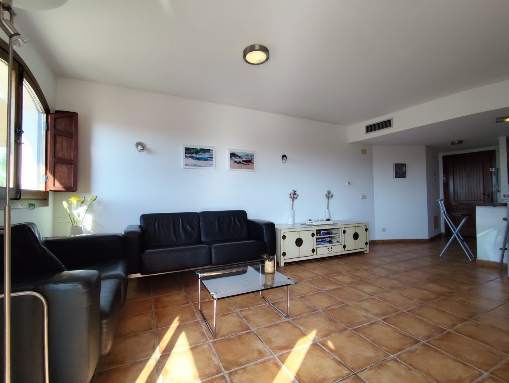 Apartamento en Punta Prima, Alicante, España 2 dormitorios, 125 m2 No. 189912