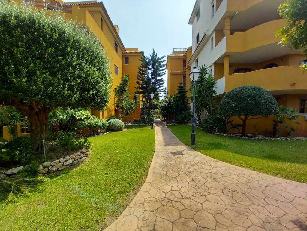 Apartamento en Punta Prima, Alicante, España 2 dormitorios, 125 m2 No. 189912