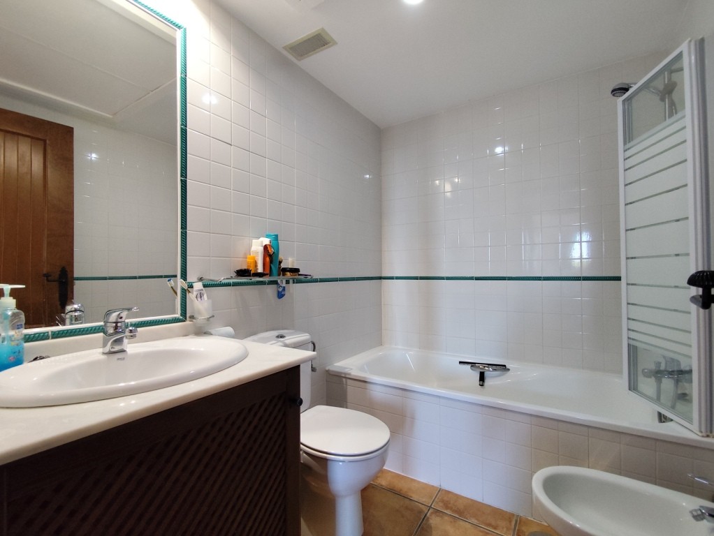 Apartamento en Punta Prima, Alicante, España 2 dormitorios, 125 m2 No. 189912