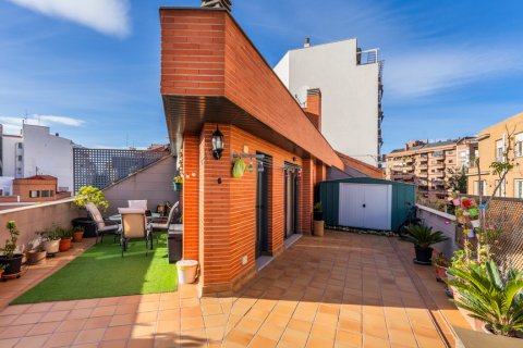 Penthouse in Madrid, Spain 3 bedrooms, 181 sq.m. No. 106937