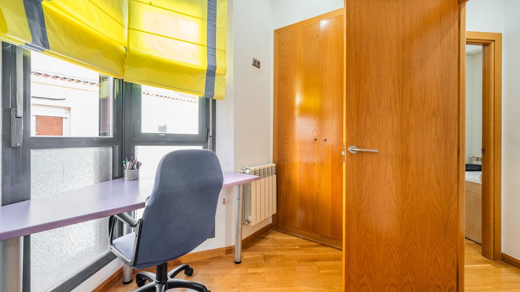 Kattohuoneisto Madrid, Espanja 3 makuuhuonetta, 181 m2 No. 106937