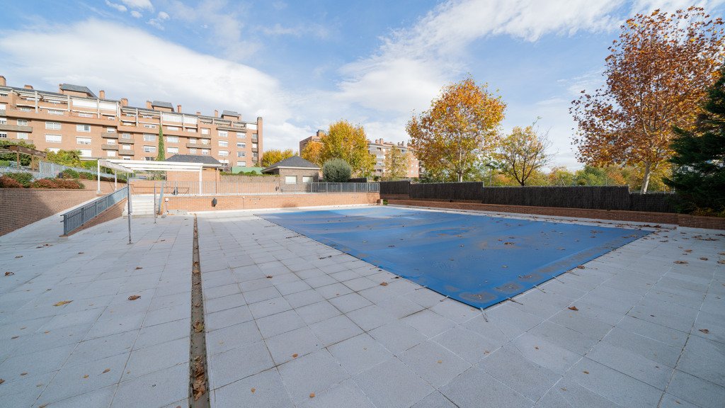 Dzīvoklis San Sebastian de los Reyes, Madrid, Spānijā 2 istabas, 398 m2 Nr. 106940