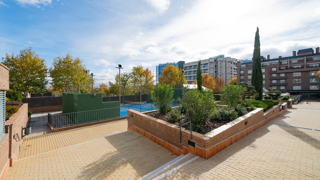 Dzīvoklis San Sebastian de los Reyes, Madrid, Spānijā 2 istabas, 398 m2 Nr. 106940
