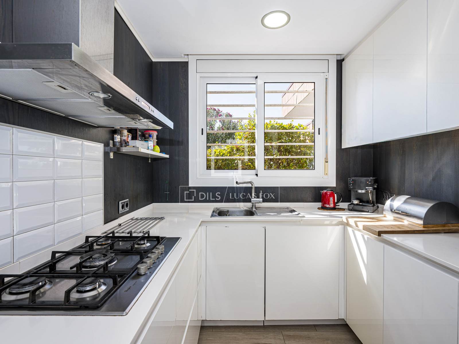 Huvila Bellaterra, Barcelona, Espanja 5 makuuhuonetta, 226 m2 No. 196237
