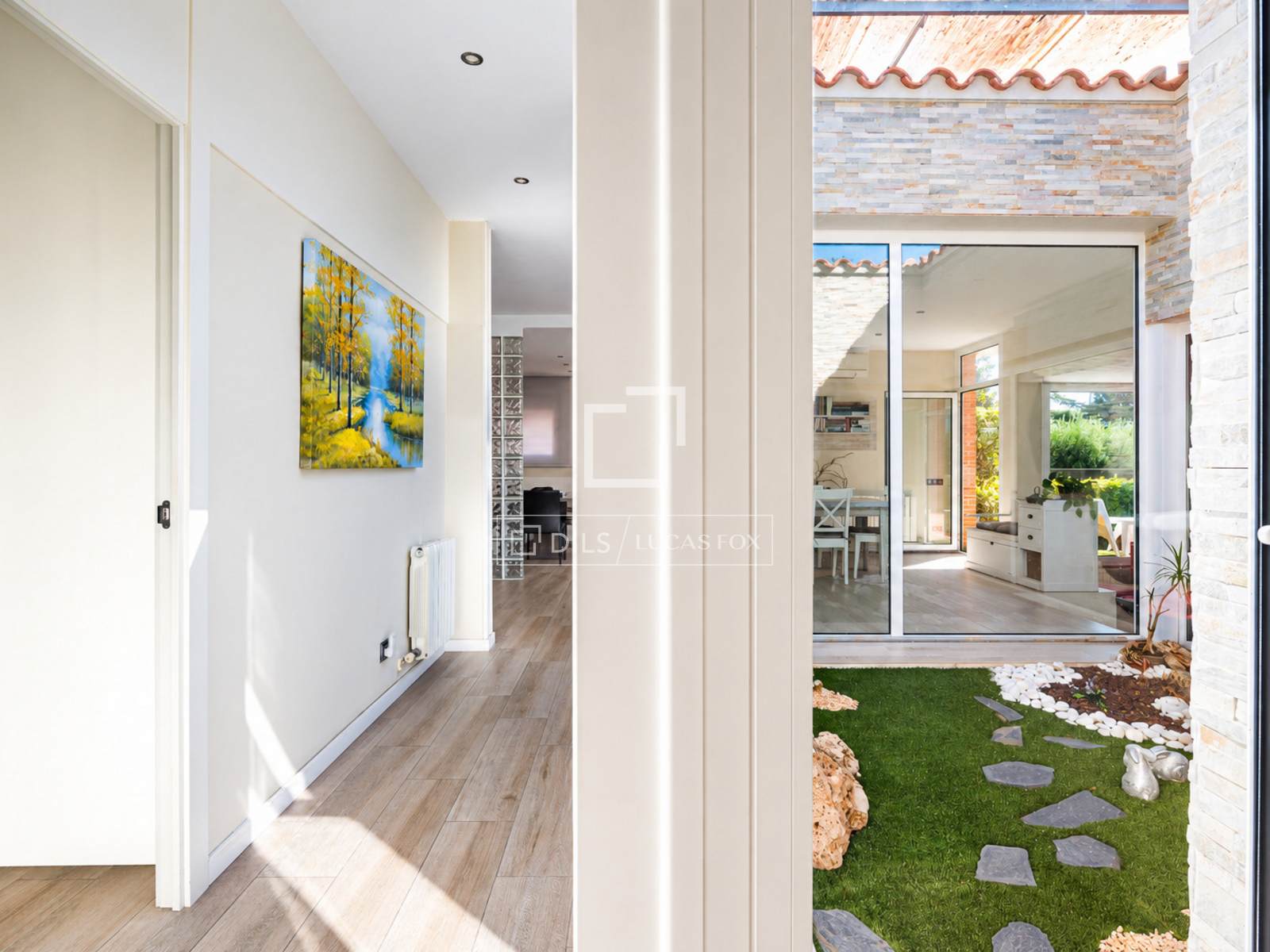 Huvila Bellaterra, Barcelona, Espanja 5 makuuhuonetta, 226 m2 No. 196237