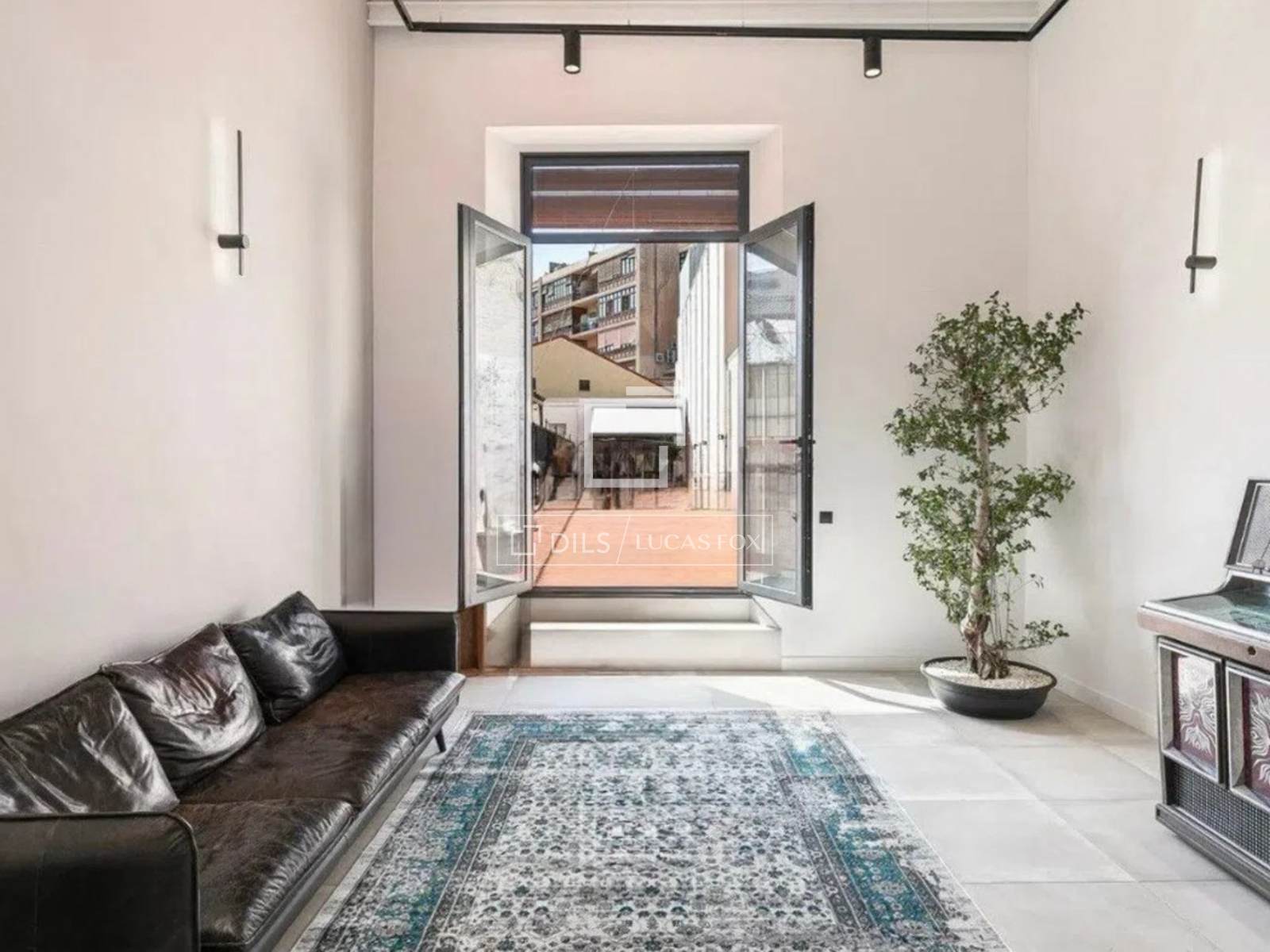 Apartment à Barcelona, Espagne 4 chambres, 132 m2 No. 196238