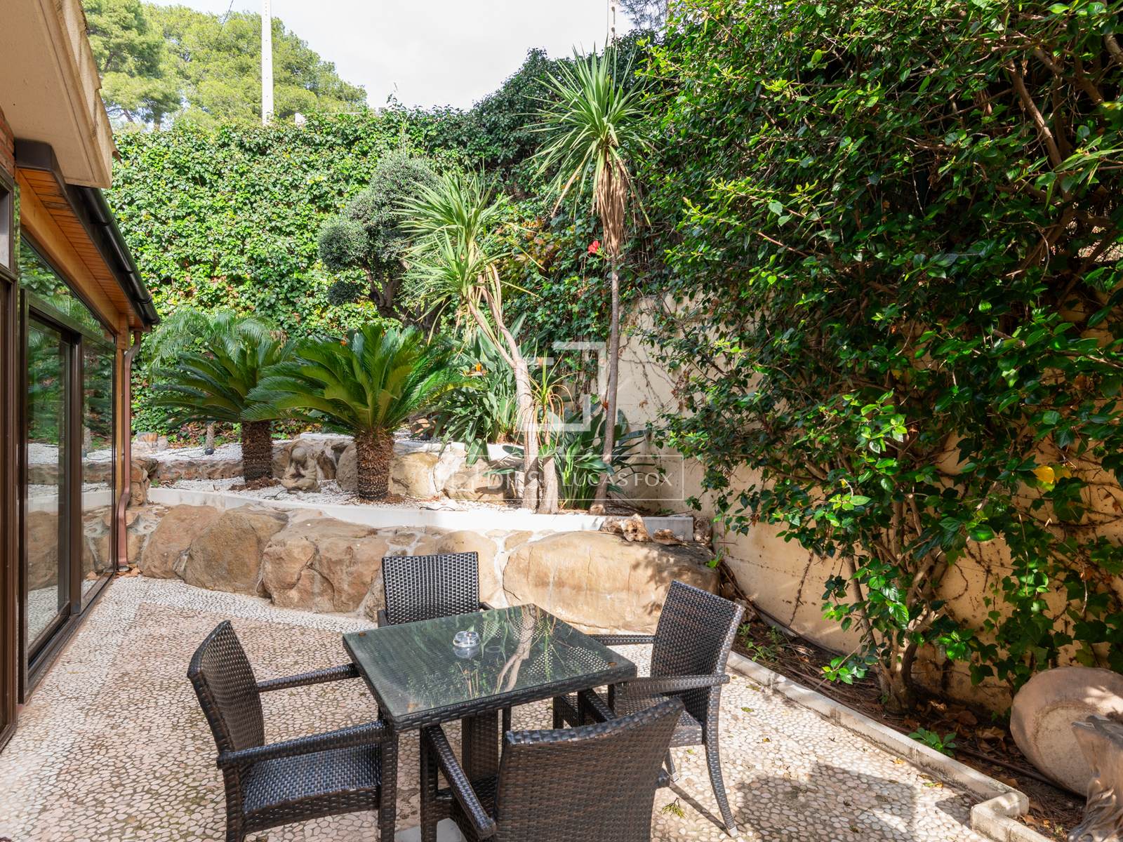 Villa in Castelldefels, Barcelona, Spain 5 bedrooms, 406 sq.m. No. 196241