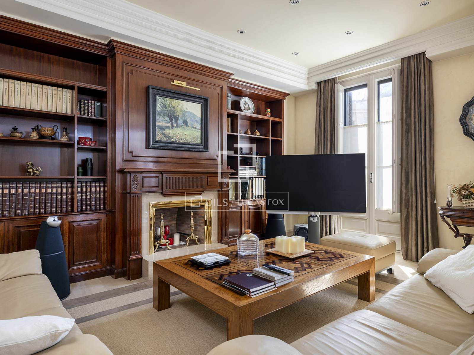 Apartamento en Barcelona, España 3 dormitorios, 213 m2 No. 196242