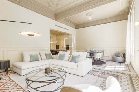 Dzīvoklis Barcelona, Spānijā 3 istabas, 193 m2 Nr. 196236