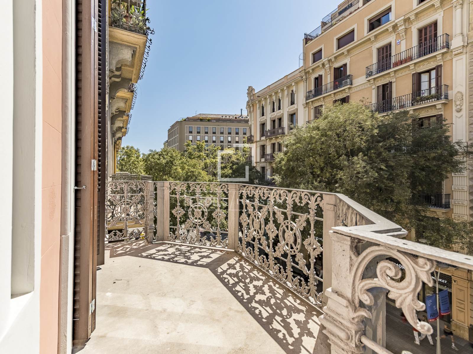 Appartamento a Barcelona, Spagna 3 camere da letto, 204 mq. N° 196236