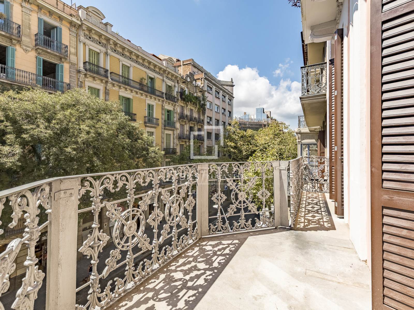 Appartamento a Barcelona, Spagna 3 camere da letto, 204 mq. N° 196236