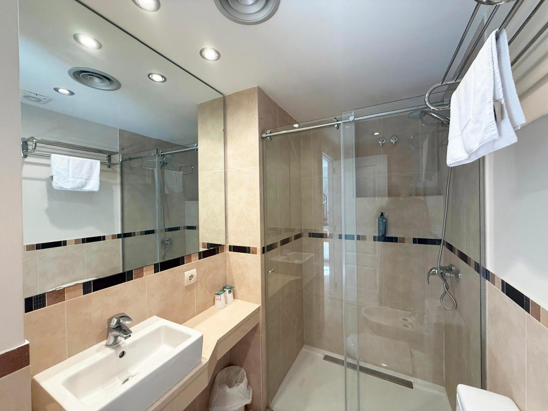 Appartamento a Tamariu, Girona, Spagna 3 camere da letto,  N° 140936