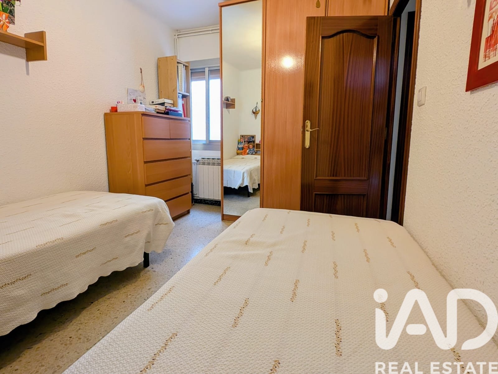 Wohnung in Santa Coloma de Gramenet, Barcelona, Spanien 4 Schlafzimmer, 88 m2 Nr. 172359