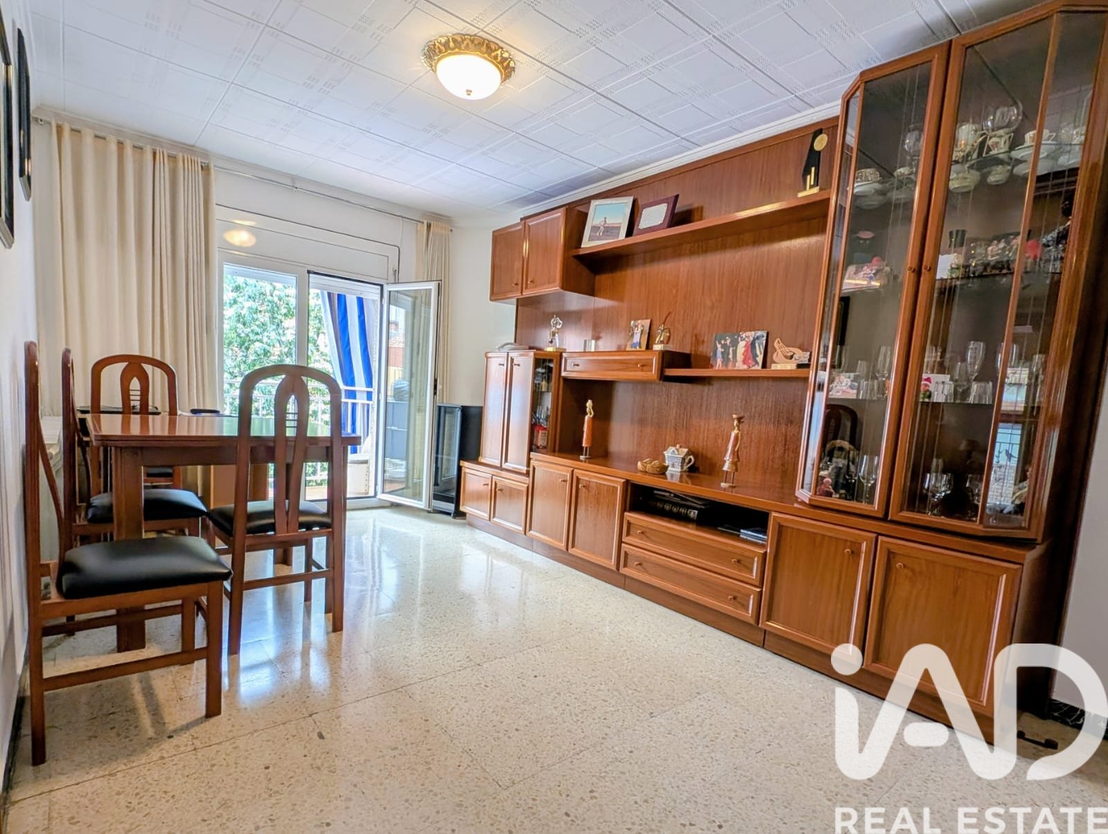 Wohnung in Santa Coloma de Gramenet, Barcelona, Spanien 4 Schlafzimmer, 88 m2 Nr. 172359