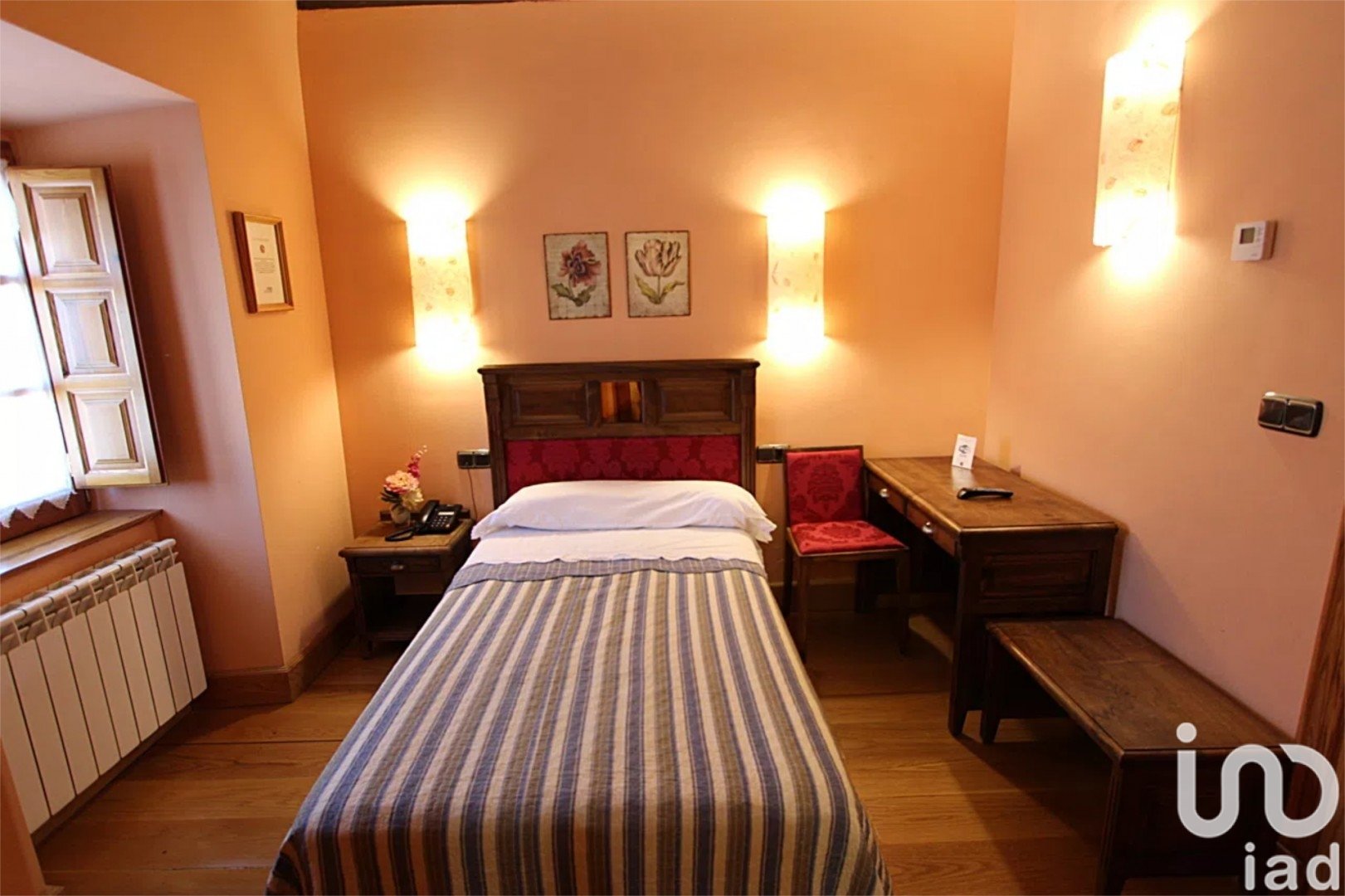Hotelli Palencia, Espanja 10 makuuhuonetta, 840 m2 No. 153605