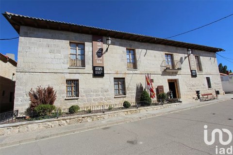 Hotel in Palencia, Spain 10 bedrooms, 840 sq.m. No. 153605