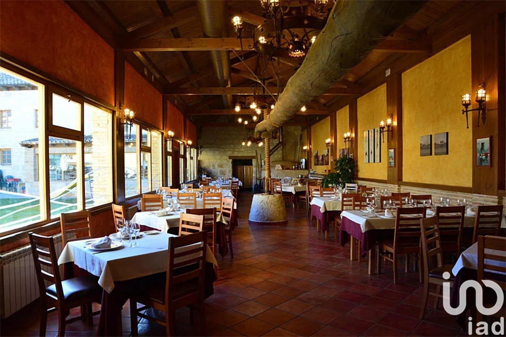 Hotelli Palencia, Espanja 10 makuuhuonetta, 840 m2 No. 153605