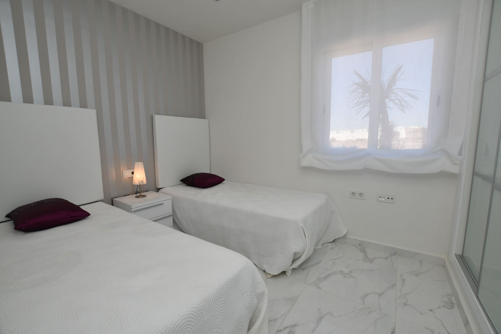 Apartamento en San Miguel de Salinas, Alicante, España 2 dormitorios, 75 m2 No. 177301