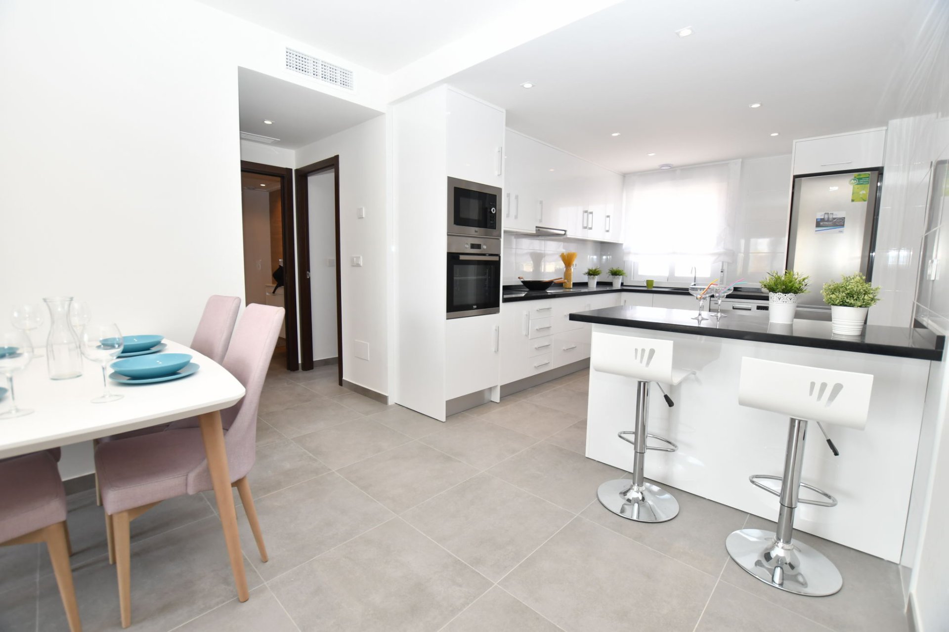 Apartamento en San Miguel de Salinas, Alicante, España 2 dormitorios, 75 m2 No. 177301