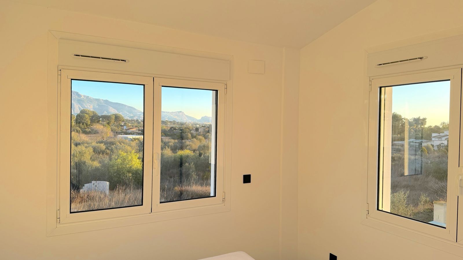 Villa i Albir, Alicante, Spanien 4 sovrum, 350 kvm. Nr. 179597