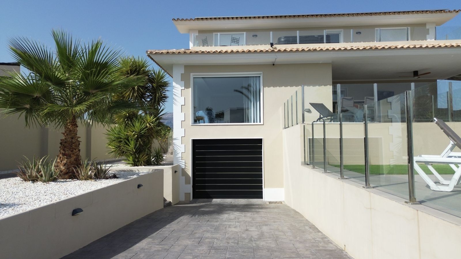 Villa i Albir, Alicante, Spanien 4 sovrum, 350 kvm. Nr. 179597