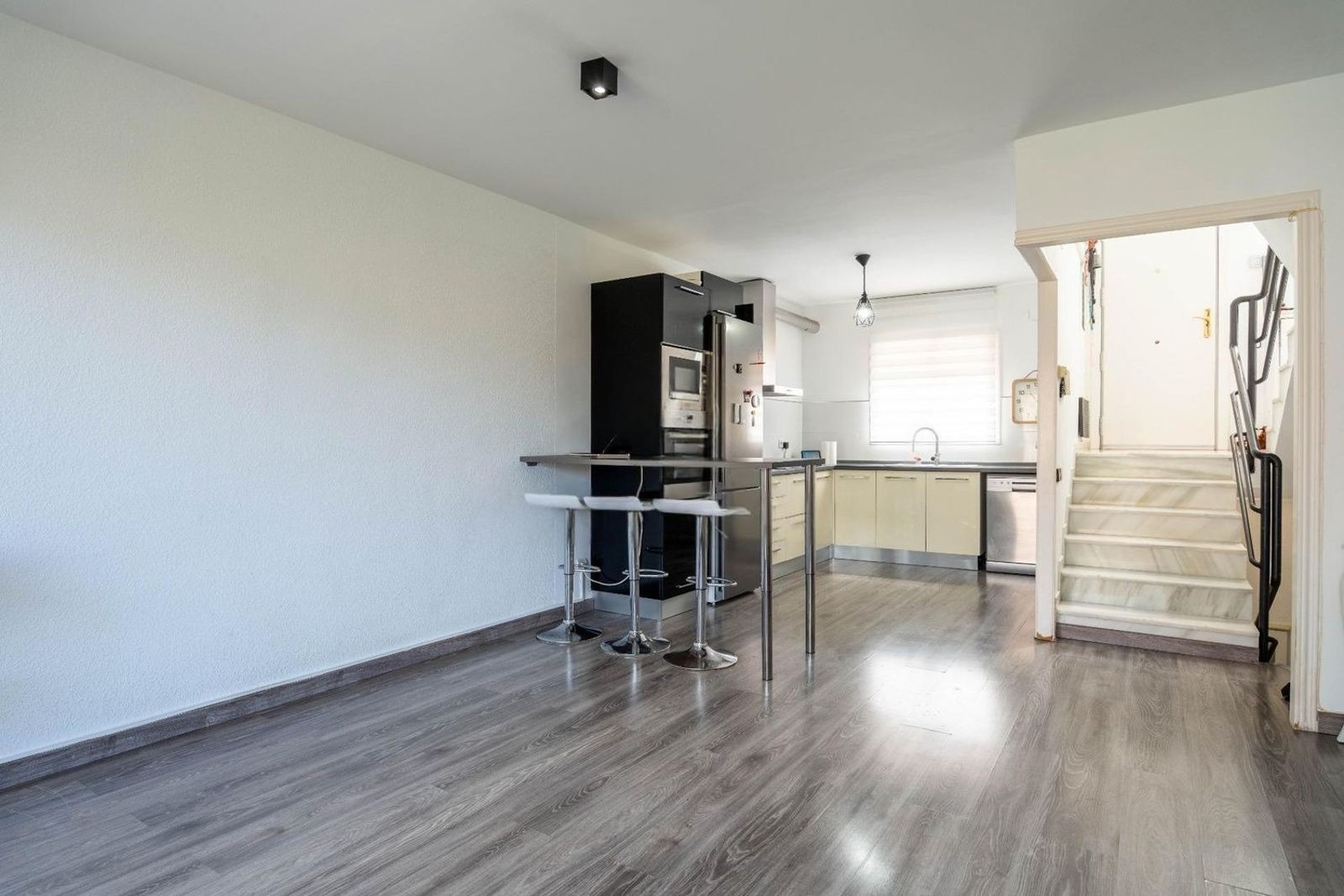 Radhus i Sitges, Barcelona, Spanien 4 sovrum, 171 kvm. Nr. 167614