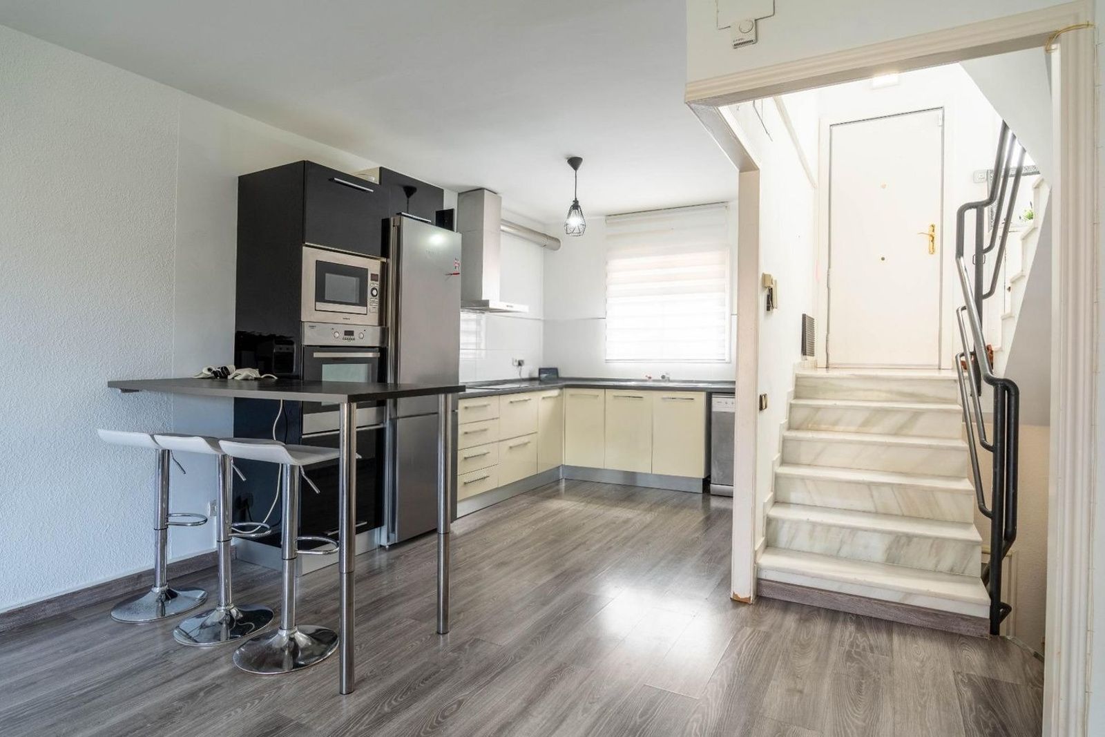 Radhus i Sitges, Barcelona, Spanien 4 sovrum, 171 kvm. Nr. 167614