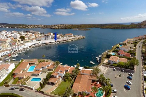 Commercial property à Es Castell, Menorca, Espagne 120 m2 No. 65424
